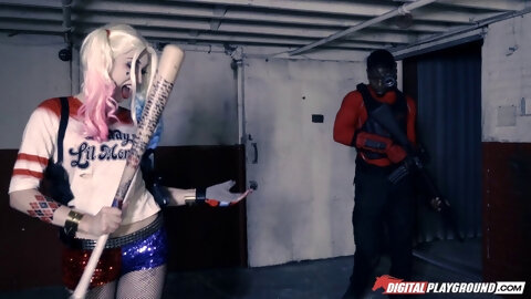 Aria Alexander offers her body to a kinky man for a shag